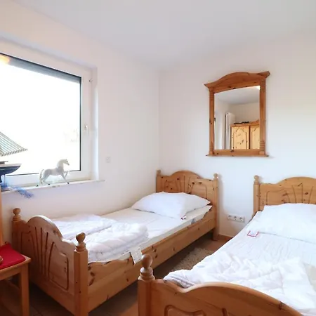 Ferienhaus Tossenserdeich - #126838 بيت للعطل بوتجادينغين