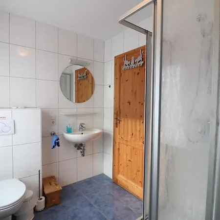 بيت للعطل Ferienhaus Tossenserdeich - #126838